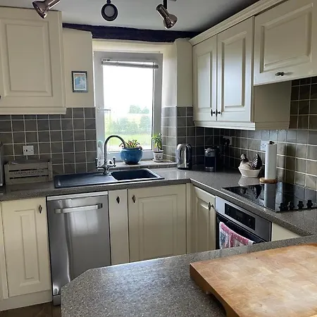 Cosy Country With Log Fireplace And Views Holiday home *